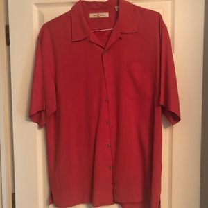 Men’s Lg Tommy Bahama shirt